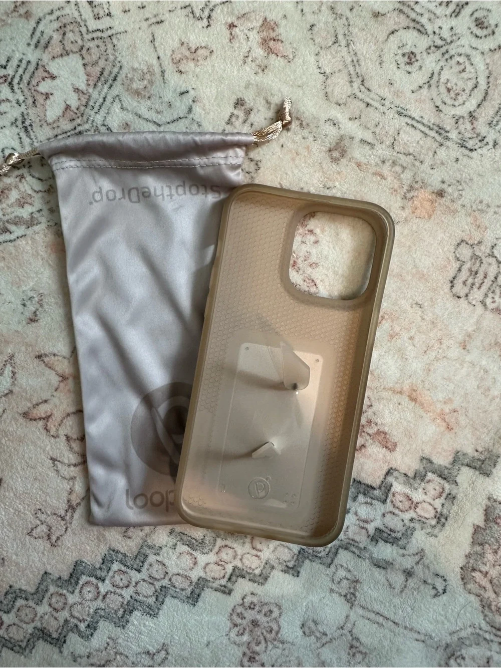 Loopy Case slim protective